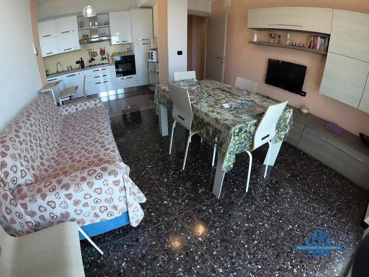 Apartament Arcobaleno A 500 Metri Dal Mare Apartment Albissola Marina Luaran gambar